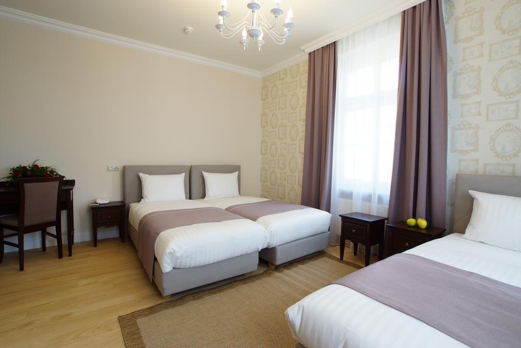 Villa La Pierre Strzegom Zimmer foto